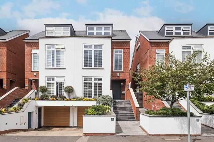 5 Bedroom Town House To Rent In Leopold Terrace, Dora Road, London, SW19