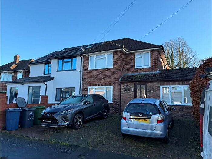5 Bedroom Semi Detached House To Rent In Ellsworth Road, High Wycombe, HP11