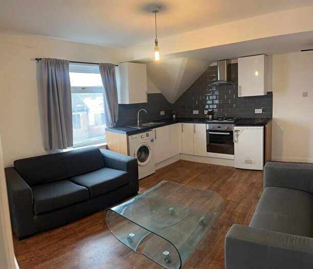 2 Bedroom Flat To Rent In Treherbert Street, Cardiff, CF24