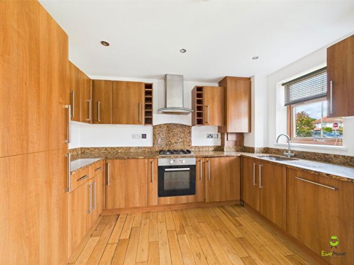 2 Bedroom Flat To Rent In Flat Library Court, , Mayplace Road East, DA7
