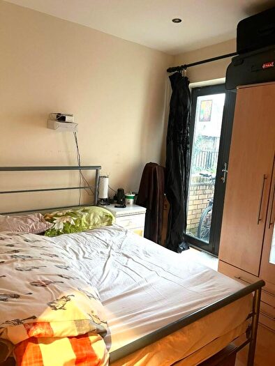 1 Bedroom Flat To Rent In Hatfield Road, London, E15