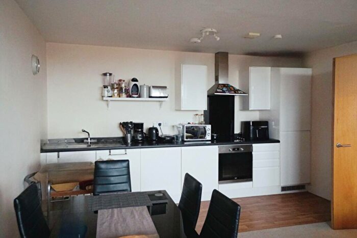 2 Bedroom Flat For Sale In Castle Court, The Minories Dudley, DY2