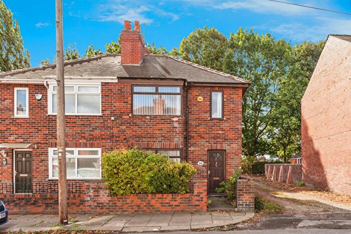 3 Bedroom Semi-Detached House For Sale In Welbeck Street, Wakefield, WF1