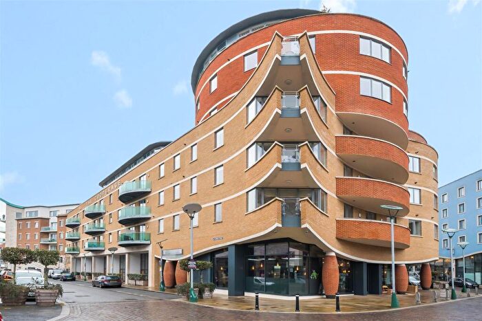 2 Bedroom Flat For Sale In Eldridge Street, Dorchester, DT1