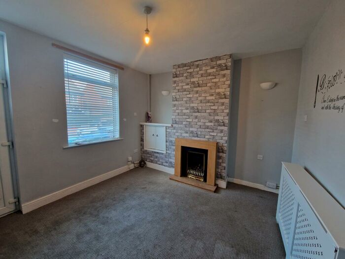 2 Bedroom Terraced House To Rent In Fairholme Drive, Mansfield, NG19