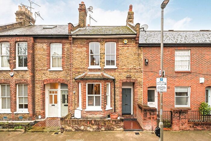 3 Bedroom Property For Sale In Tennyson Street, Diamond Conservation Area, SW8