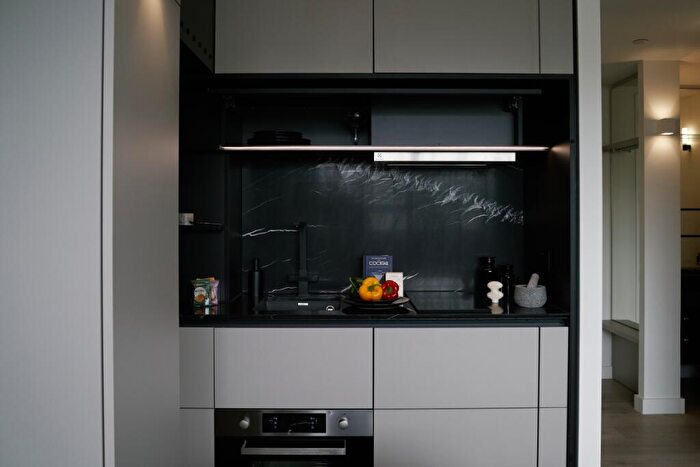 Flat To Rent In Stadium Way Wembley, HA9