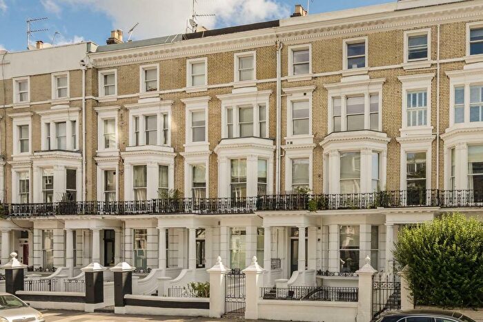 2 Bedroom Flat For Sale In Holland Road, West Kensington, W14