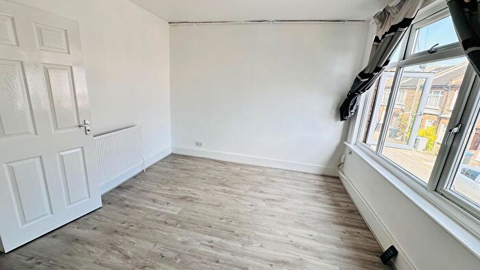 1 Bedroom Flat To Rent In Priory Park Road, Harrow, HA0