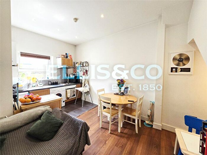 1 Bedroom Apartment To Rent In Welldon Crescent, Harrow, Middlesex, HA1