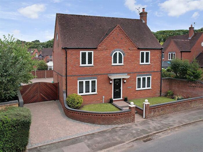 4 Bedroom Detached House For Sale In Mill Lane, Kinver, Stourbridge, DY7