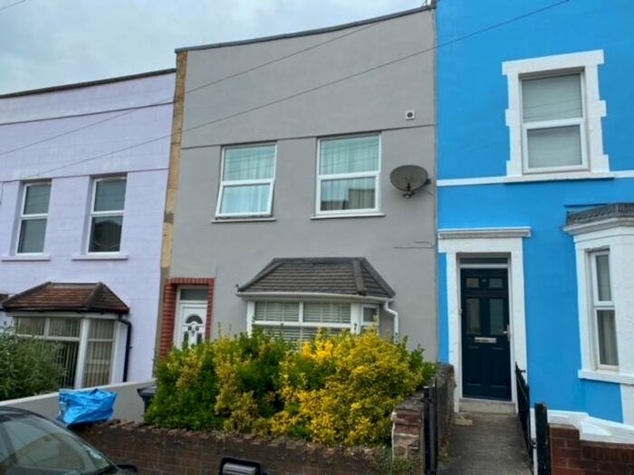 4 Bedroom Terraced House To Rent In Windsor Terrace, Bristol, BS3