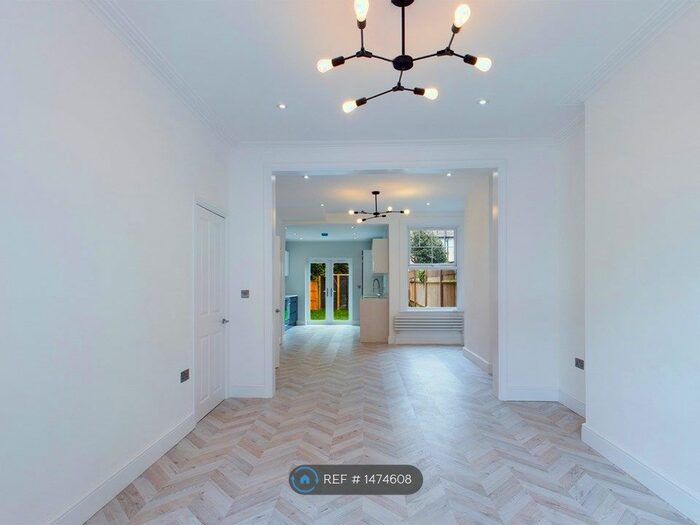 3 Bedroom Terraced House To Rent In Brudenell Road, London, SW17