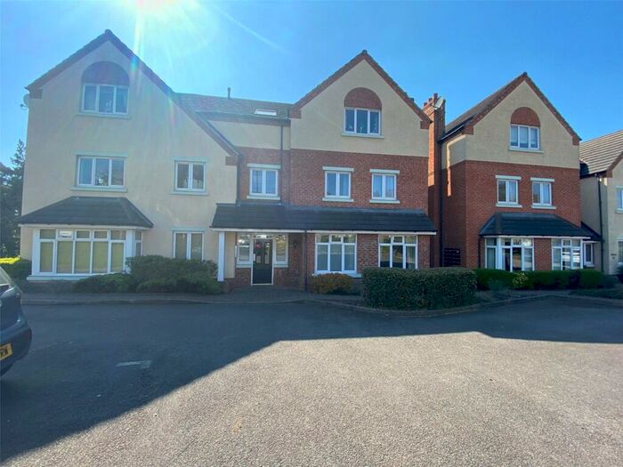 1 Bedroom Flat To Rent In Oakwood, Lichfield Road, Sutton Coldfield, B74