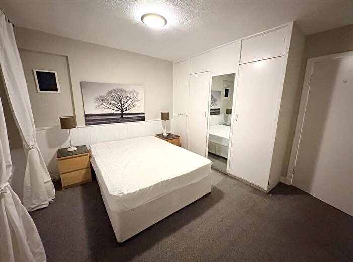 1 Bedroom Flat To Rent In Perth Road, Dundee, DD1