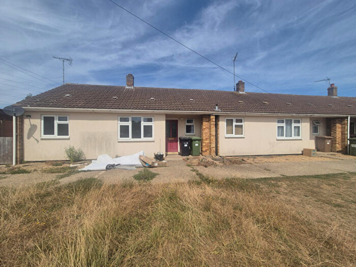 1 Bedroom Bungalow For Sale In School Road, Walton Highway, Wisbech, Cambridgeshire, PE14