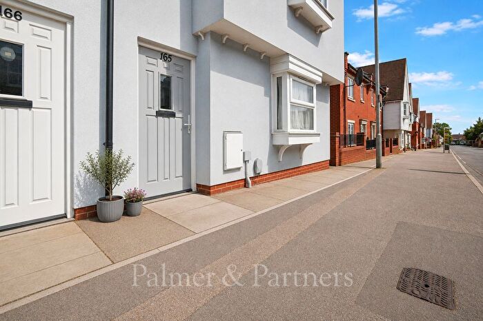 3 Bedroom Terraced House To Rent In Hythe Hill, Colchester, Essex, CO1