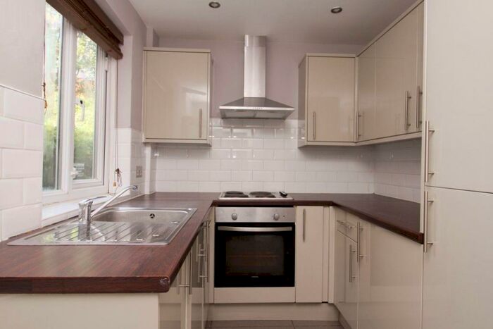 5 Bedroom Property To Rent In Chestnut Street, Loughborough, LE11