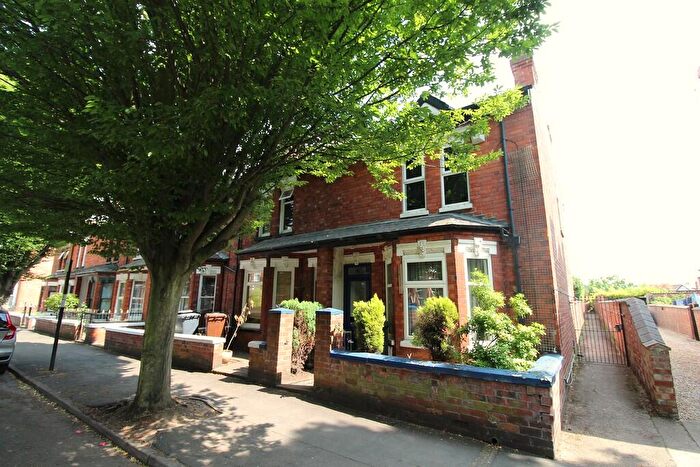 4 Bedroom End Of Terrace House For Sale In , Hewson Road, LN1