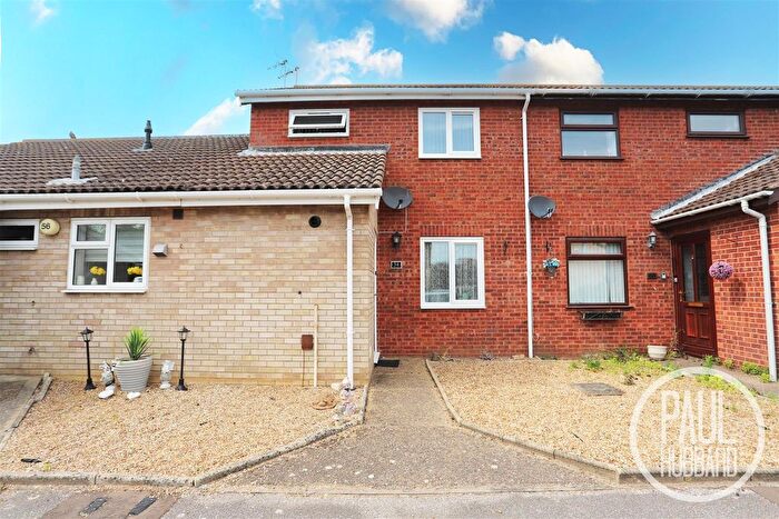 2 Bedroom Terraced House For Sale In Green Drive, Pakefield, NR33