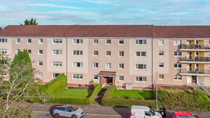 2 Bedroom Flat For Sale In Heathcot Avenue, Drumchapel, Glasgow, G15
