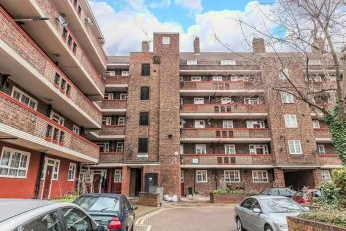 3 Bedroom Flat To Rent In Falmouth Road, London, SE1