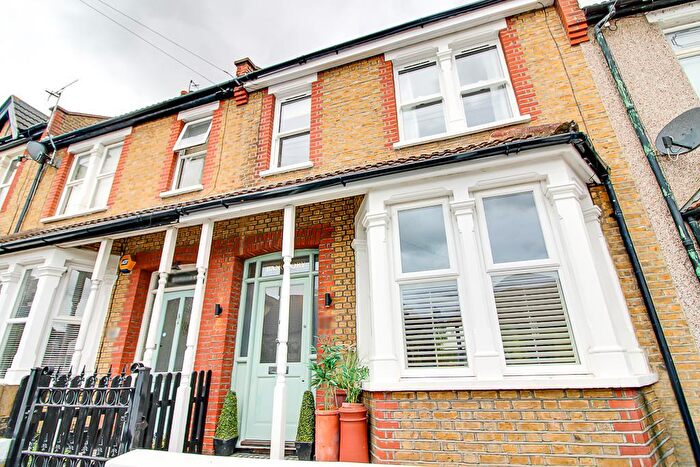 3 Bedroom Terraced House For Sale In Macdonald Avenue, Westcliff-on-Sea, SS0