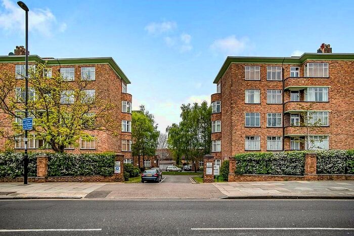 1 Bedroom Flat To Rent In The Lawns, Lee Terrace, London, SE3