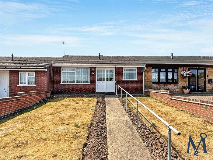 2 Bedroom Semi-Detached Bungalow For Sale In Deepdale, Ibstock, LE67
