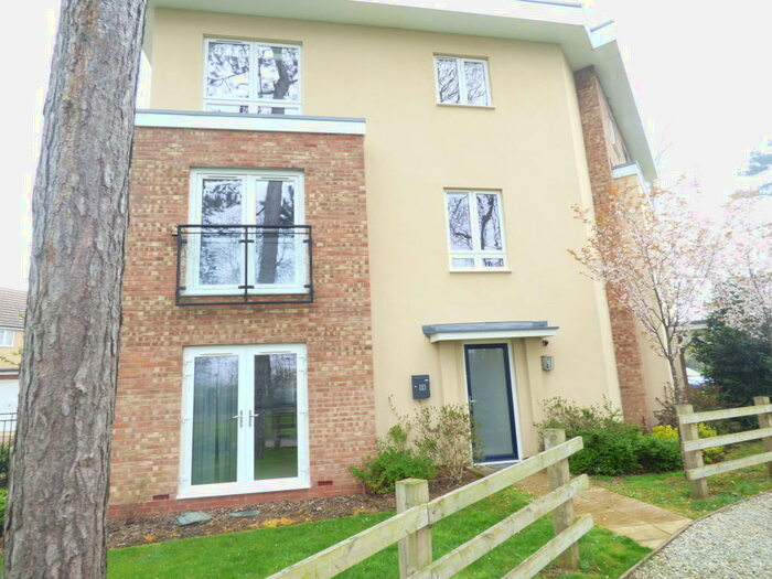 2 Bedroom Apartment To Rent In Tiltman Lane, Bletchley Park, MK3