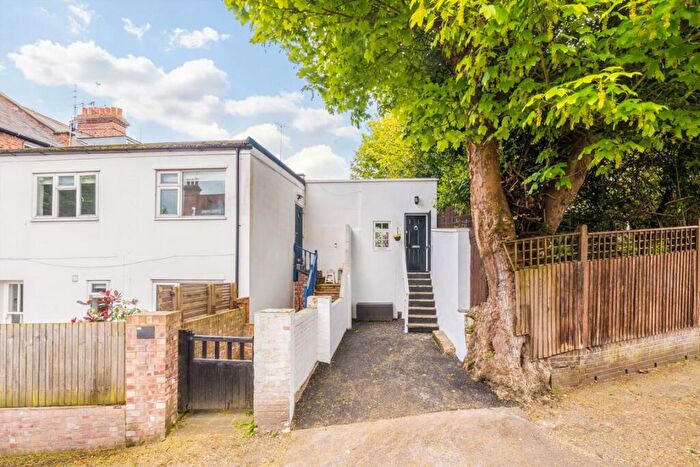 1 Bedroom Flat For Sale In Talbot Road, Highgate, N6
