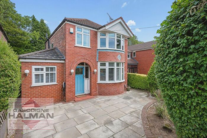 3 Bedroom Detached House For Sale In Derbyshire Road South, Sale, M33