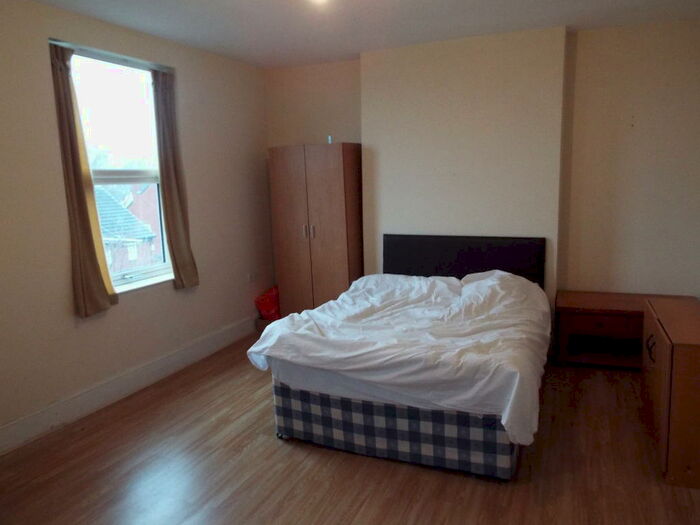 5 Bedroom House To Rent In Pppw, Noel St, Nottingham, NG7