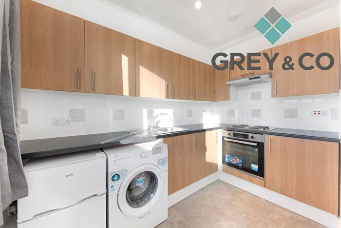 1 Bedroom Flat For Sale In Neasden Lane North London, NW10