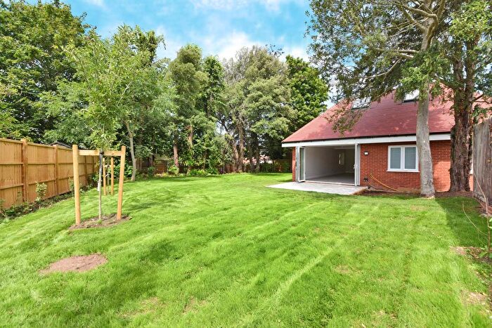 5 Bedroom Detached House For Sale In York Road, Cheam, Sutton, SM2