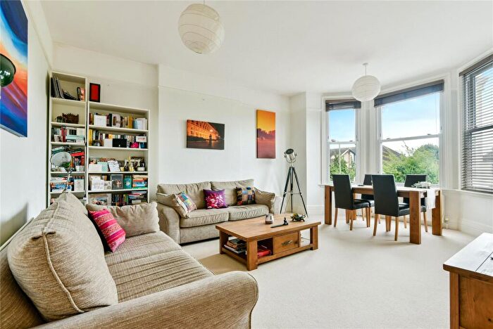 1 Bedroom Flat To Rent In Nightingale Lane, London, SW12