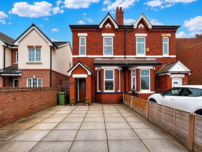 2 Bedroom Semi-Detached House For Sale In Rufford Road, Southport, Merseyside, PR9