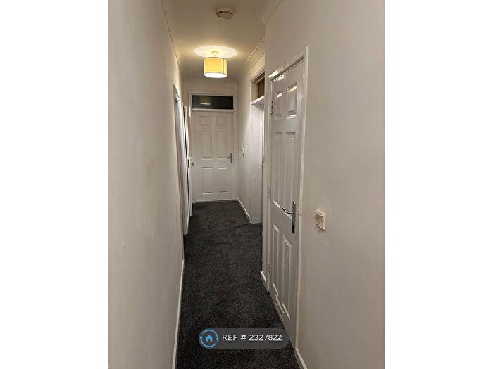 2 Bedroom Flat To Rent In Lavender House, London, SE15