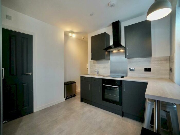 Studio To Rent In Studio, Bangor, Gwynedd, LL57