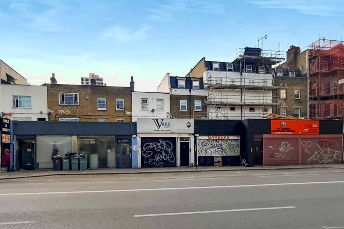 2 Bedroom Flat To Rent In Camberwell Road, Camberwell, London, SE5