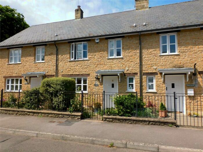 3 Bedroom Terraced House To Rent In Tinneys Lane, Sherborne, DT9