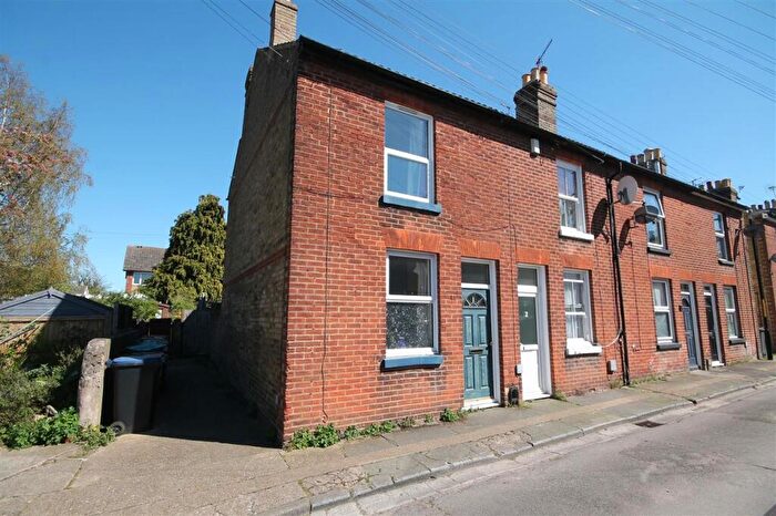 2 Bedroom End Of Terrace House For Sale In Ada Road, Canterbury, CT1