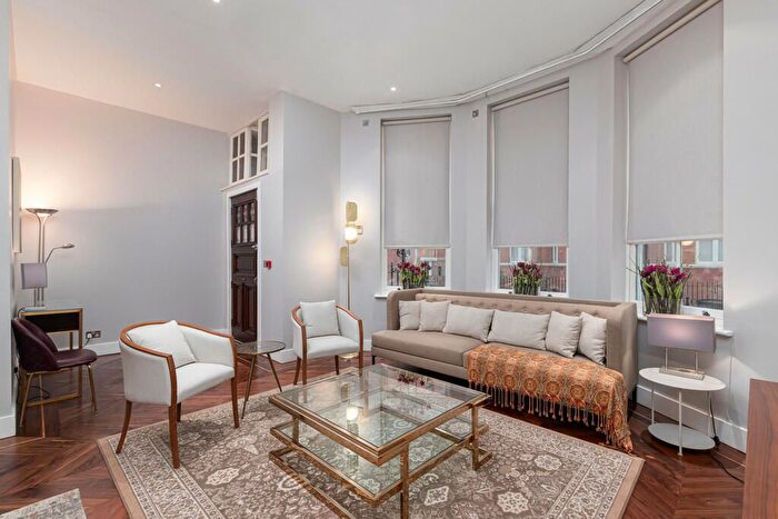 2 Bedroom Flat To Rent In Hans Crescent, London, SW1X