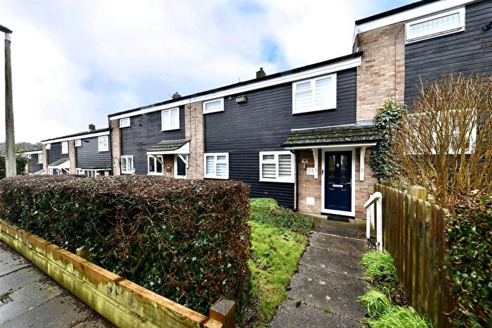 3 Bedroom Terraced House For Sale In Webb Rise, Stevenage, SG1