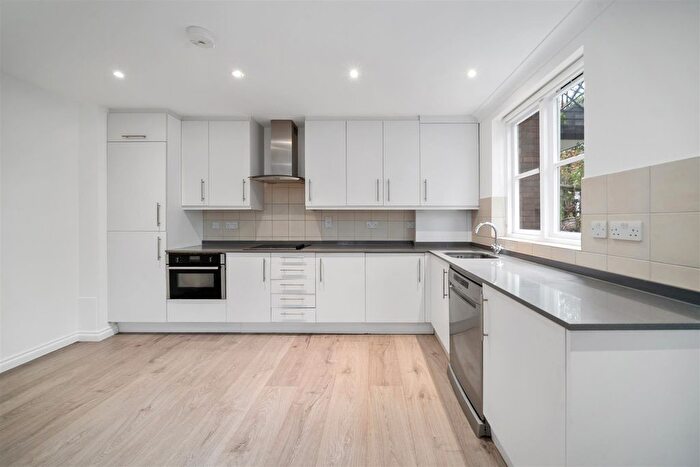 2 Bedroom Property To Rent In Brompton Park Crescent, London, SW6