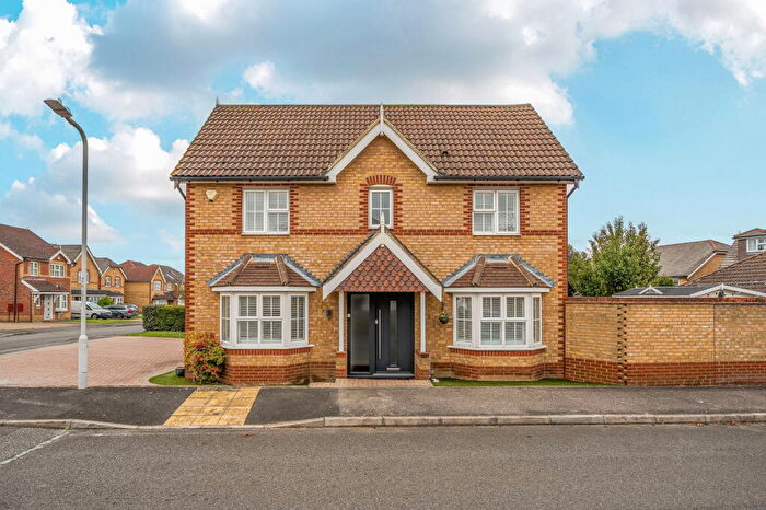 4 Bedroom Detached House For Sale In Sq Ft - Ensuites - Driveway For Cars - Woolbrook Close, ME8