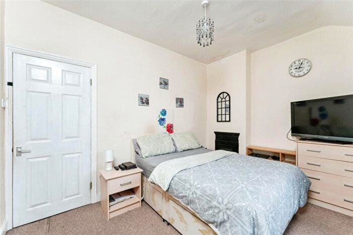 3 Bedroom Terraced House For Sale In Salisbury Street, Flint, Flintshire, CH6