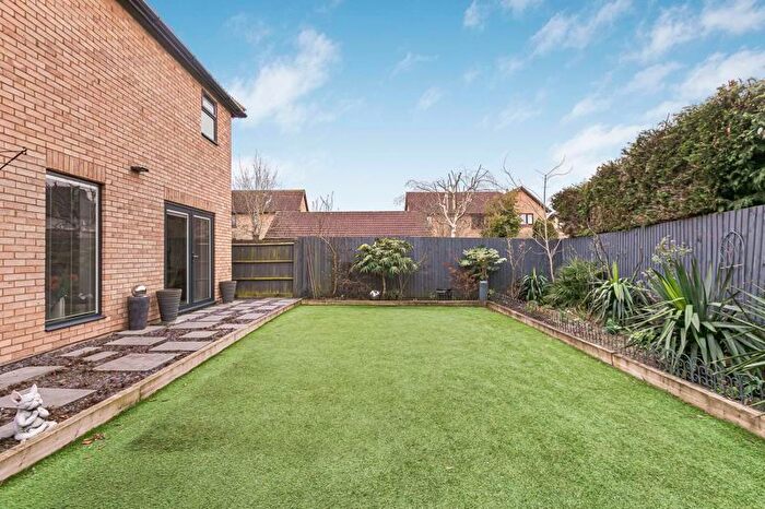 4 Bedroom Detached House For Sale In Nathanial Close, Shenley Church End, Milton Keynes, MK5