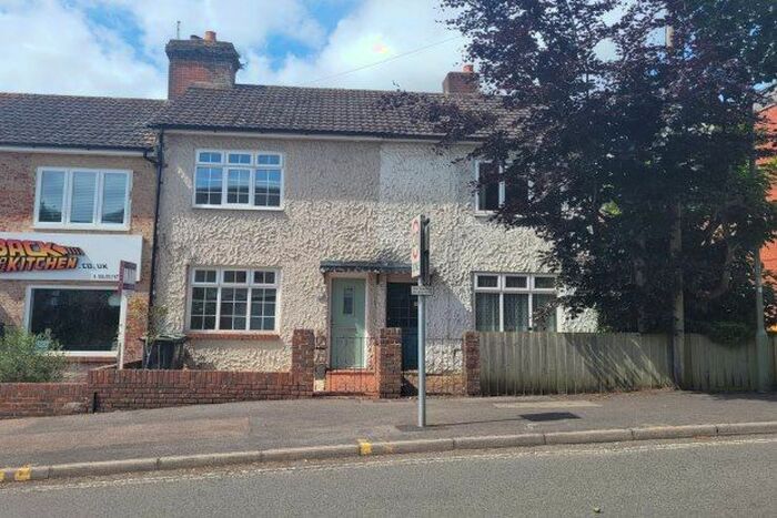 3 Bedroom Property To Rent In Stakes Hill Road, Waterlooville, PO7