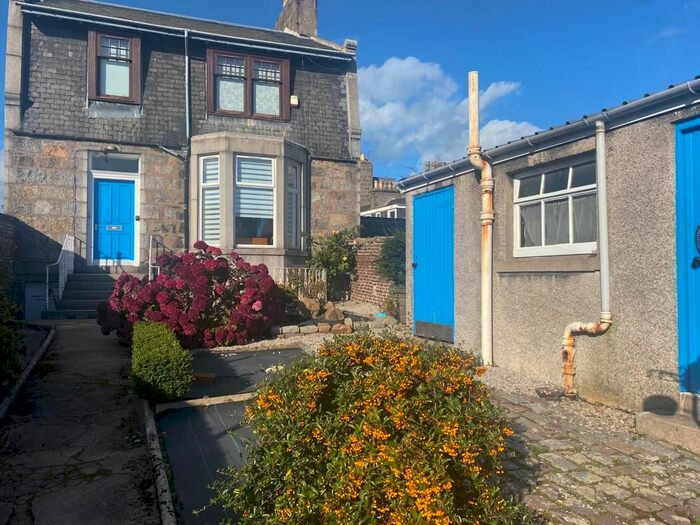 1 Bedroom Flat To Rent In Maberly Street, City Centre, Aberdeen, AB25